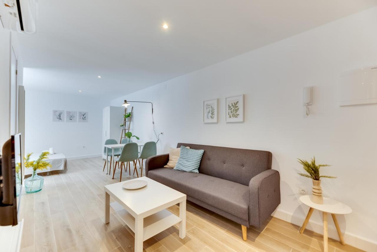 Goramar, Centro Apartment